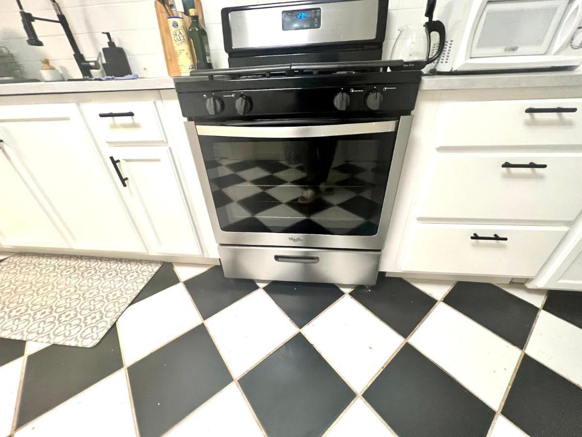 5-A Diamond In Yonkers Apartment Екстериор снимка